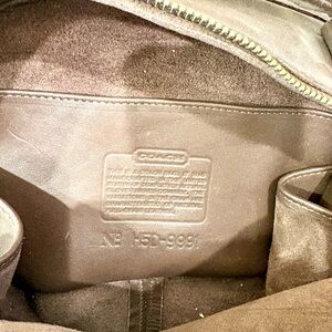 Vintage Coach chocolate brown Leather crossbody purse